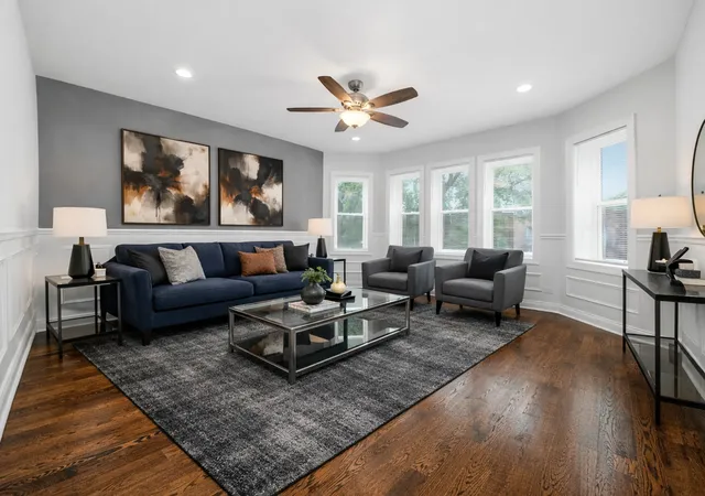 Listing Photo 4 - Condo for sale in building located at 8722 S Kingston Ave, Chicago, IL 60617
