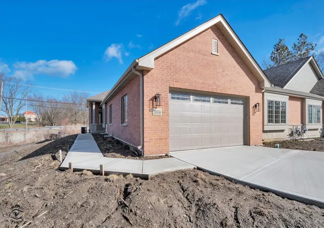 2nd image of 20336 Mackinac Point Dr, Frankfort, IL 60423 | MLS# 12592825