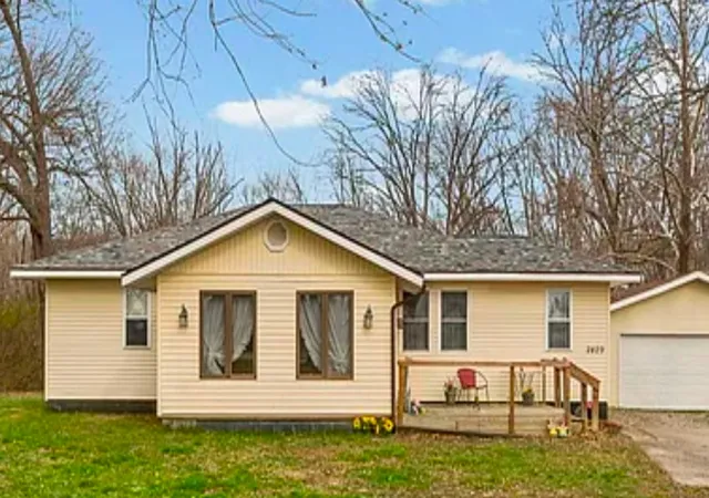 Photo 1 of Single family home for sale at 2429 Overbeck Ln, Centralia, IL 62801 | MLS# 12593180 | Listing updated on 2026-09-16