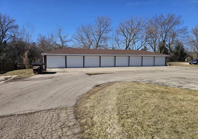 Photo 3 of Condo for sale at 1768 S Hance Dr #6, Freeport, IL 61032 | MLS# 12593528 | Listing updated on 2026-08-28