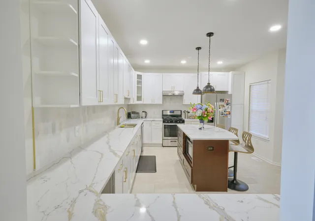 2nd image of 1150 Park Dr #504, Lake Geneva, WI 53147 | MLS# 12593538