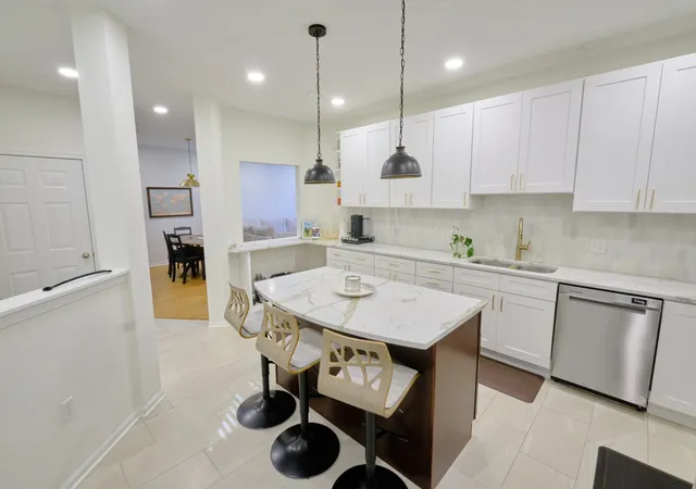 4th image of 1150 Park Dr #504, Lake Geneva, WI 53147 | MLS# 12593538