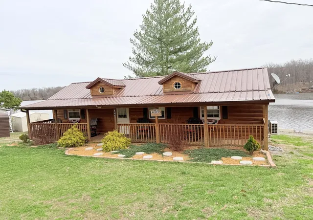 Photo 2 of Single family home for sale at 845 Lakeview Rd, Galatia, IL 62935 | MLS# 12594236 | Listing updated on 2026-06-21