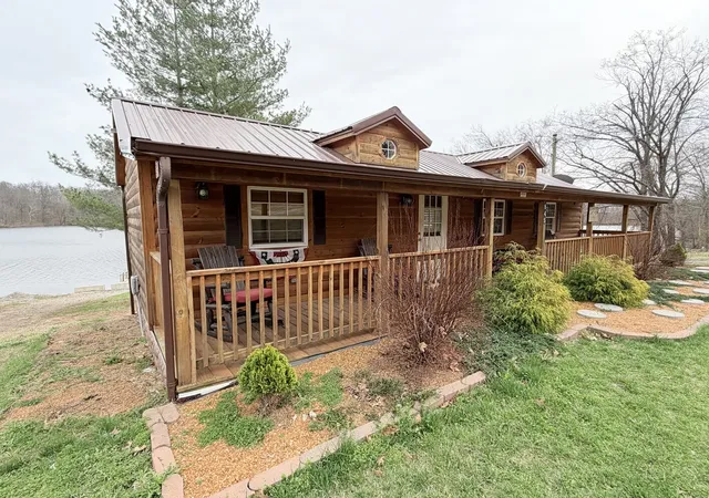 Photo 3 of Single family home for sale at 845 Lakeview Rd, Galatia, IL 62935 | MLS# 12594236 | Listing updated on 2026-10-12