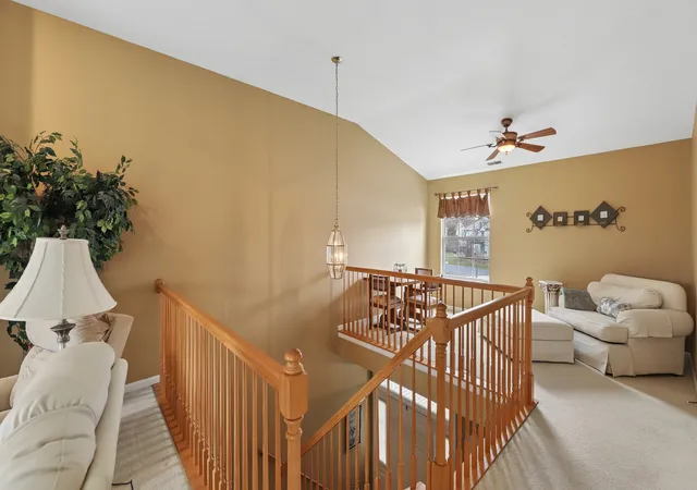 3rd image of 628 King Ct #628, East Dundee, IL 60118 | MLS# 12595263