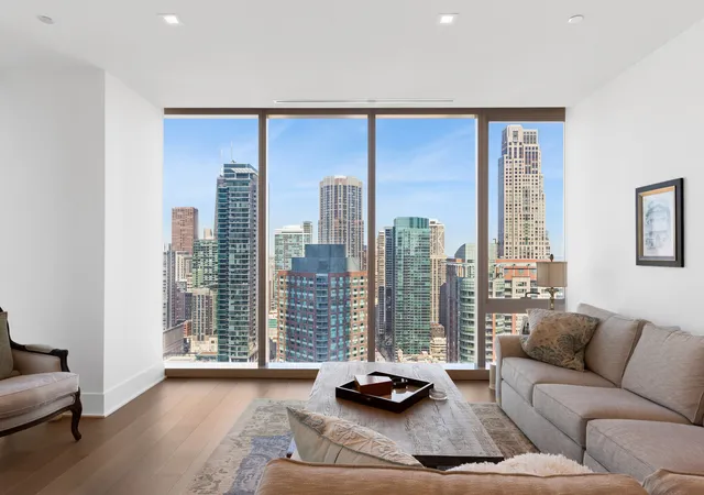 4th image of 363 E Wacker Dr #2802, Chicago, IL 60601 | MLS# 12595509
