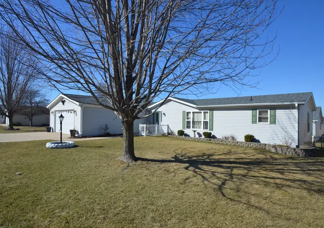 Photo 1 of Manufactured home for sale at 5634 Buttercup Ln, Machesney Park, IL 61115 | MLS# 12595685 | Listing updated on 2026-09-16