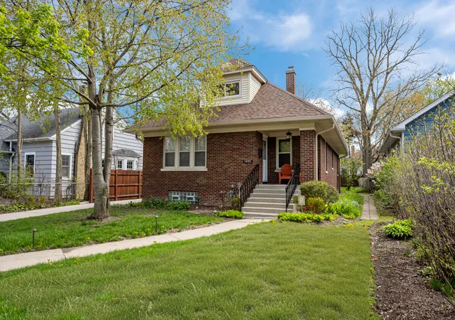 Homes for sale in Highland Park, IL | 1433 Glencoe Ave, Highland Park, IL 60035 | MLS# 12595695