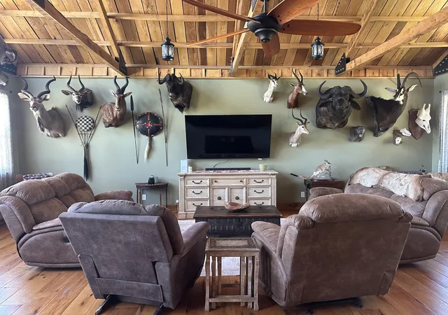 Photo 88 of Single family home for sale at 14183 Fowler School Rd, Marion, IL 62959 | MLS# 12595893 | Listing updated on 2026-08-28