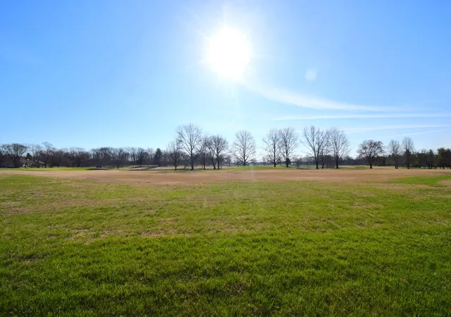 Photo 35 of Condo for sale at 1024 Mulligan Dr #1024, Mount Vernon, IL 62864 | MLS# 12596417 | Listing updated on 2026-04-25