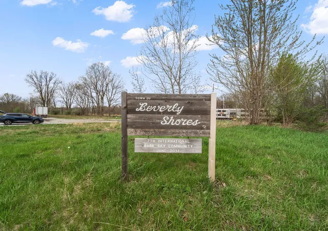46th image of 804 E Wilson Ave, Beverly Shores, IN 46301 | MLS# 12596474