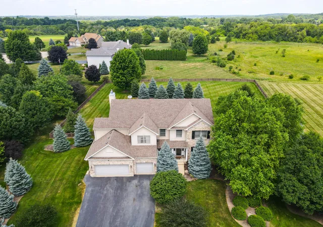 Photo 4 of Single family home for sale at 3822 Magnolia Dr, Spring Grove, IL 60081 | MLS# 12596521 | Listing updated on 2026-10-04