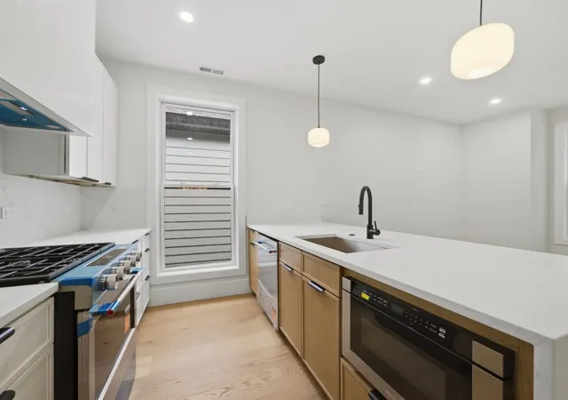 Photo 3 of Condo for sale at 3644 W Cornelia Ave #2, Chicago, IL 60618 | MLS# 12597150 | Listing updated on 2026-09-28