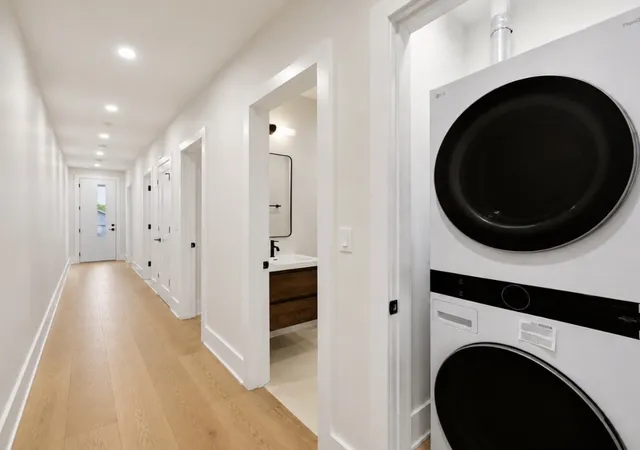 Photo 4 of Condo for sale at 3644 W Cornelia Ave #2, Chicago, IL 60618 | MLS# 12597150 | Listing updated on 2026-09-28
