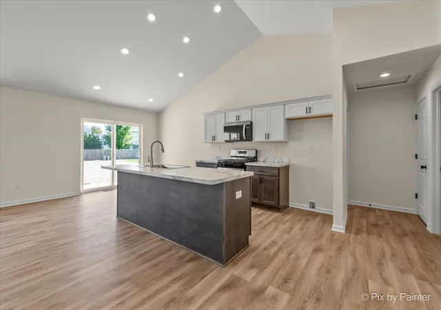 Photo 4 of Single family home for sale at 1512 6th Street, Harvard, IL 60033 | MLS# 12597709 | Listing updated on 2026-05-20