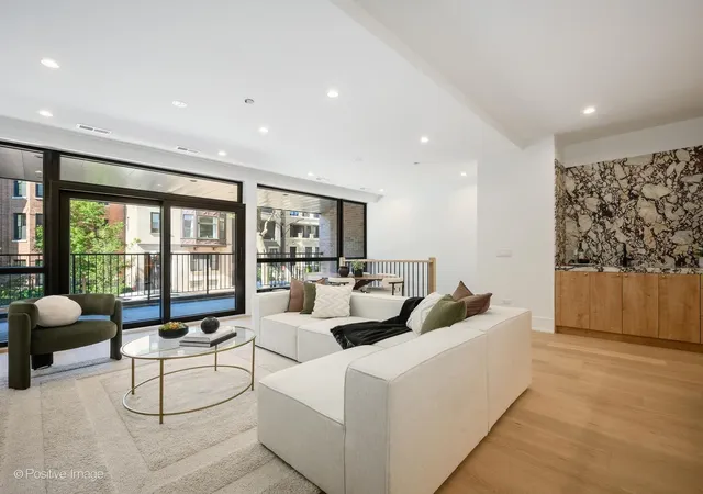 Photo 1 of Condo for sale at 1935 N Mohawk St #1S, Chicago, IL 60614 | MLS# 12597724 | Listing updated on 2026-10-01
