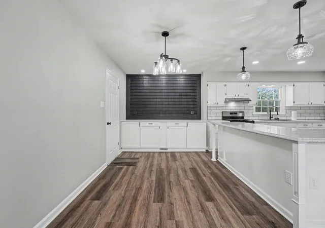 Photo 4 of Single family home for sale at 2303 Brookhaven Dr, Champaign, IL 61821 | MLS# 12597786 | Listing updated on 2026-09-23