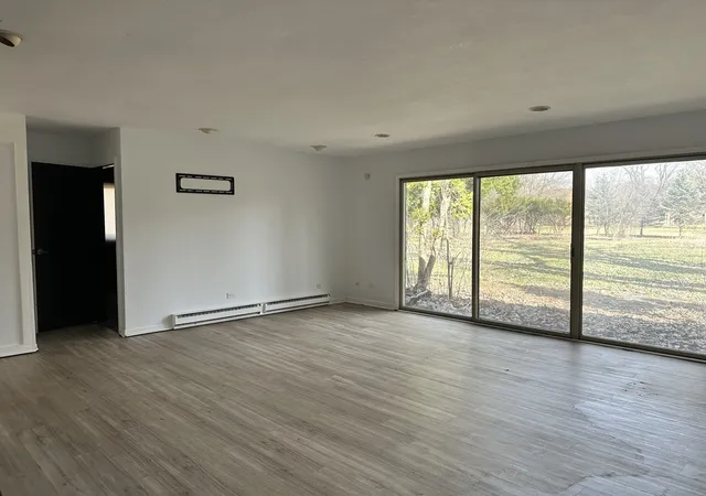 Photo 4 of Single family home for sale at 2507 Lincoln Ave, Long Grove, IL 60047 | MLS# 12597999 | Listing updated on 2026-04-29