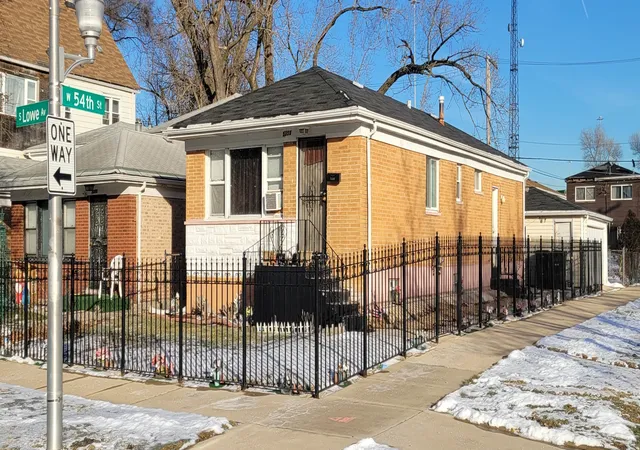 Photo 1 of Single family home for sale at 5359 S Lowe Ave, Chicago, IL 60609 | MLS# 12598164 | Listing updated on 2026-08-21