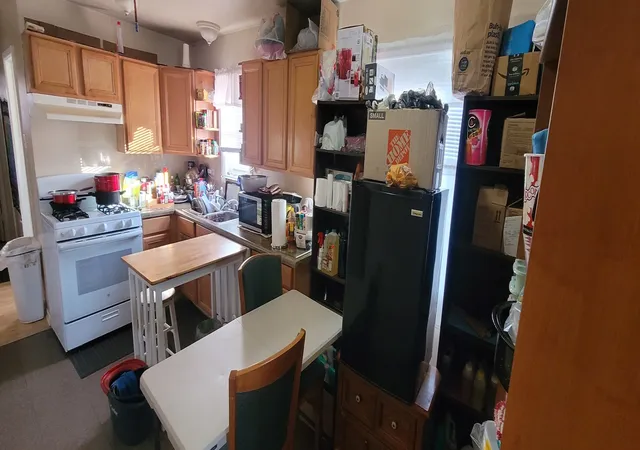 Photo 4 of Single family home for sale at 5359 S Lowe Ave, Chicago, IL 60609 | MLS# 12598164 | Listing updated on 2026-08-21