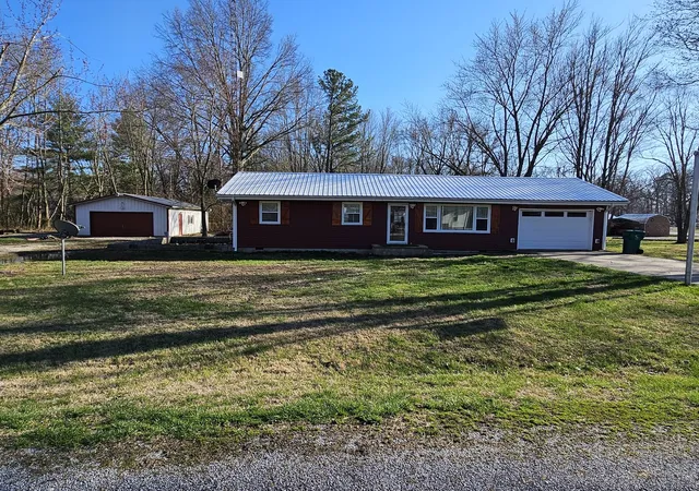 Photo 2 of Single family home for sale at 111 W Hickory St, Bluford, IL 62814 | MLS# 12598169 | Listing updated on 2026-08-05