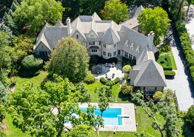 Photo 1 of Mansion for sale at 3102 White Oak Ln, Oak Brook, IL 60523 | MLS# 12598180 | Listing updated on 2026-09-01