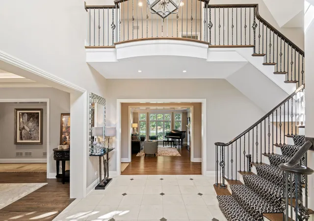 Photo 2 of Mansion for sale at 3102 White Oak Ln, Oak Brook, IL 60523 | MLS# 12598180 | Listing updated on 2026-09-01