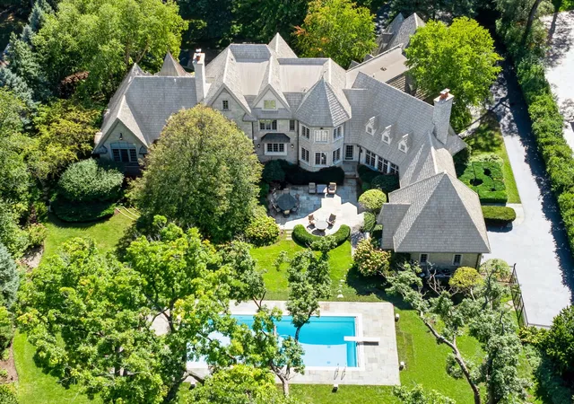 Photo 94 of Mansion for sale at 3102 White Oak Ln, Oak Brook, IL 60523 | MLS# 12598180 | Listing updated on 2026-09-01
