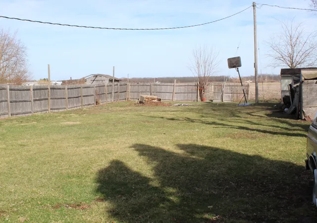 Listing Photo 2 - Condo for sale in building located at 402 N E St, Somonauk, IL 60552 - Unit #