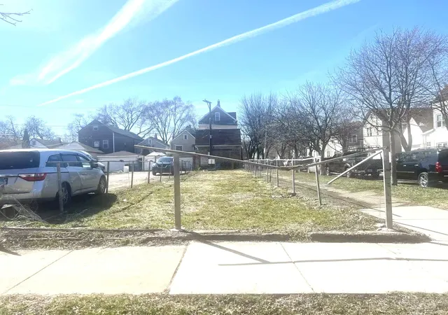 Photo 1 of Land for sale at 4800 S Throop St, Chicago, IL 60609 | MLS# 12598658 | Listing updated on 2026-10-27