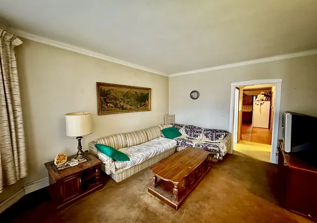 5th image of 4913 N Keystone Ave N, Chicago, IL 60630 | MLS# 12598767