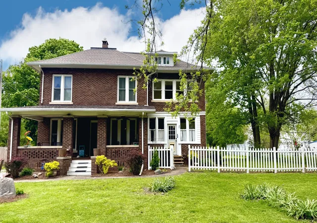Photo 3 of Sale Pending at 41550 E 100 North Rd, Fisher, IL 61843 | MLS# 12598773 | Listing updated on 2026-10-07
