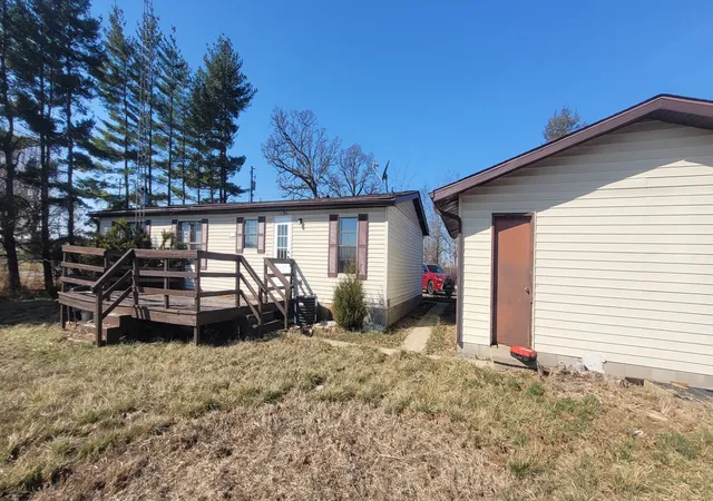 Photo 2 of Single family home for sale at 15400 N Heron Ln, Bluford, IL 62814 | MLS# 12598786 | Listing updated on 2026-08-12