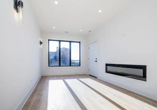 2nd image of 1548 S Sawyer St, Chicago, IL 60623 | MLS# 12598798