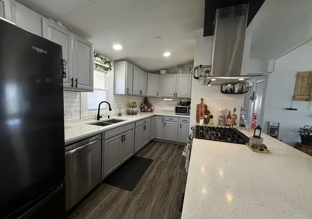 2nd image of 22 Hearthside Dr, Matteson, IL 60443 | MLS# 12598944