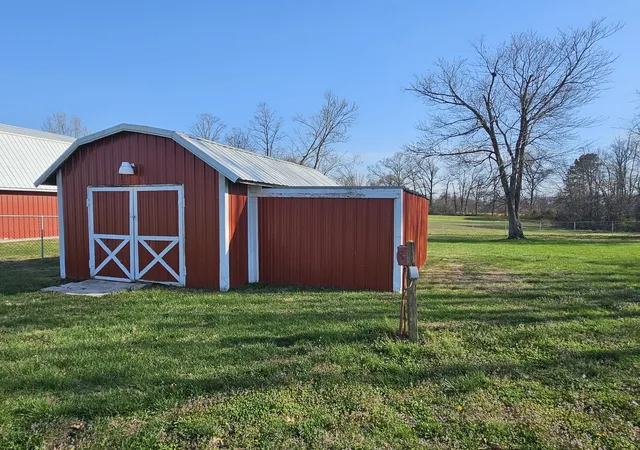 Photo 4 of Single family home for sale at 14927 E Clearview Rd, Mt Vernon, IL 62864 | MLS# 12599016 | Listing updated on 2026-05-13