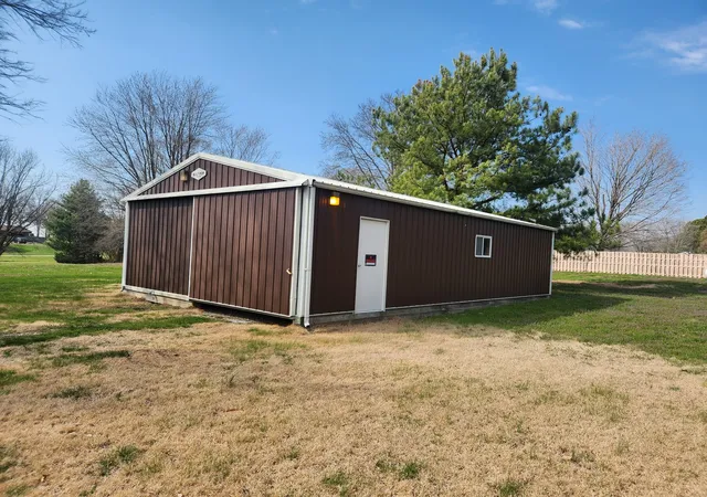 Photo 2 of Sale Pending at 3769 Oxbow Rd, Pinckneyville, IL 62274 | MLS# 12599025 | Listing updated on 2026-08-14