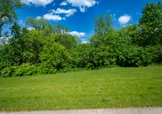 Homes for sale in Spring Grove, IL | 7373 English Oak Ln, Spring Grove, IL 60081 | MLS# 12599327