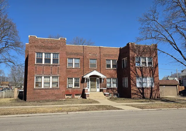 Multi family home for sale at 904 17th Avenue, Rockford, IL 61104 | MLS# 12599872