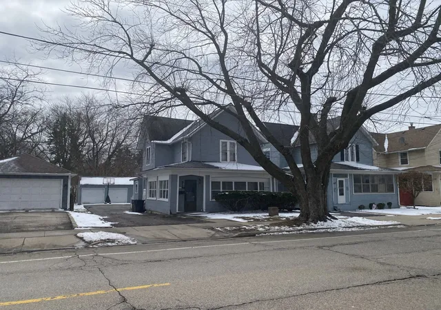1st image of 515 Walnut Ave, Elgin, IL 60123 | MLS# 12599919