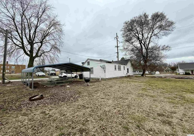 14th image of 718   718 1/2 Buchanan, Carthage, IL 62321 | MLS# 12600043