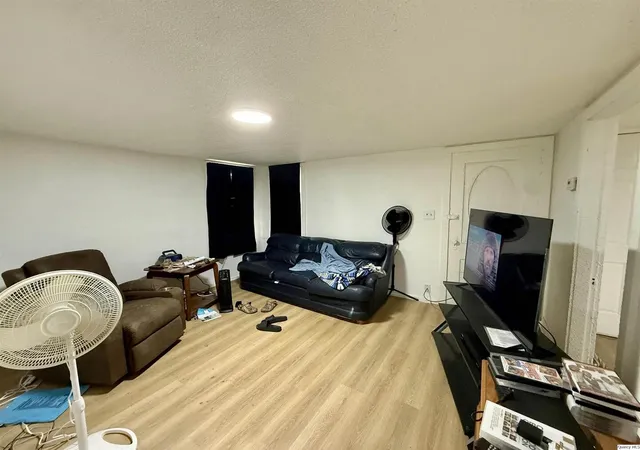 2nd image of 718   718 1/2 Buchanan, Carthage, IL 62321 | MLS# 12600043
