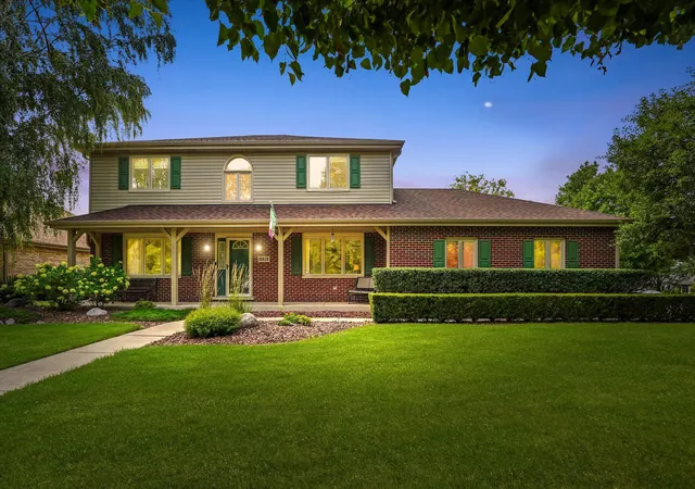 2nd image of 16620 Pear Ave, Orland Park, IL 60467 | MLS# 12600128