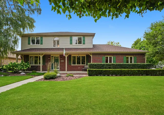 1st image of 16620 Pear Ave, Orland Park, IL 60467 | MLS# 12600128