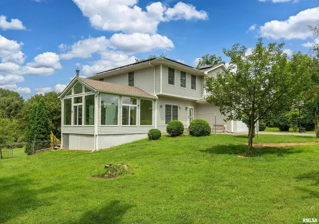 Photo 2 of Single family home for sale at 141 Pump Sta Rd, Makanda, IL 62958 | MLS# 12600135 | Listing updated on 2026-09-23