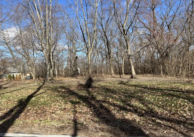 1st image of 12421 S 83rd Ave, Palos Park, IL 60464 | MLS# 12600336