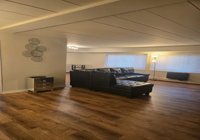3rd image of 1141 Leavitt Ave #115, Flossmoor, IL 60422 | MLS# 12600661
