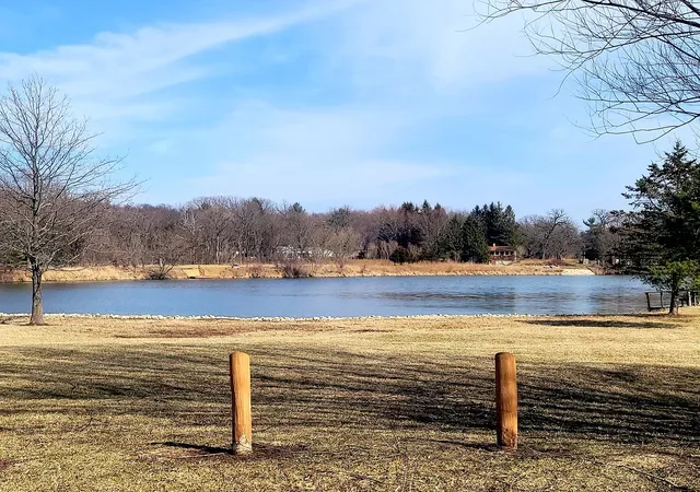 Photo 3 of Land for sale at 702 Mississippi Dr, Dixon, IL 61021 | MLS# 12600727 | Listing updated on 2026-04-25