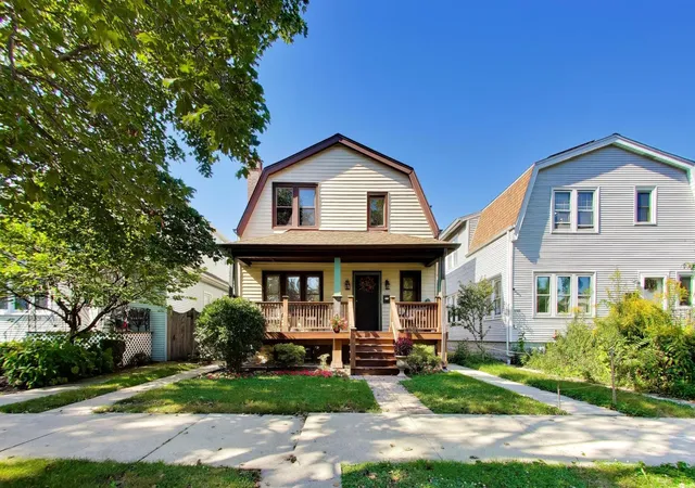 Photo 2 of Multi family home for sale at 5426 N Lovejoy Ave, Chicago, IL 60630 | MLS# 12600798 | Listing updated on 2026-10-07