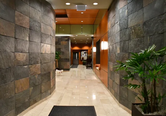 3rd image of 208 W Washington St #1403, Chicago, IL 60606 | MLS# 12600927